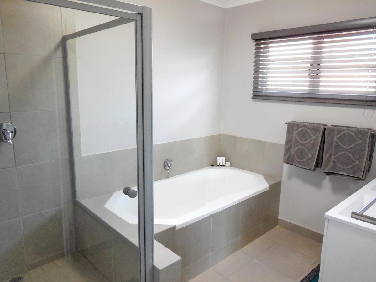 Chopper Corner Bed & Breakfast La Lucia Bilik gambar